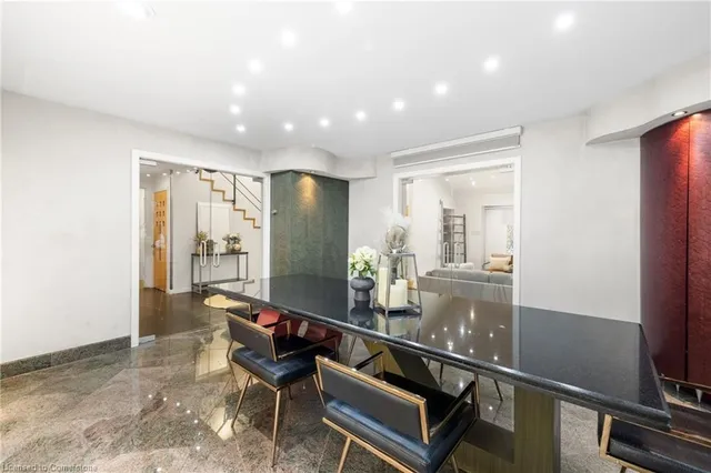 Additional image 24 of 140 Chancery Dr