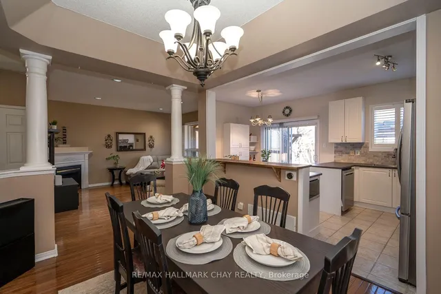 Additional image 19 of 24 Bushberry Rd