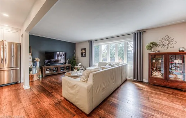 Additional image 15 of 22 Evelyn Cres