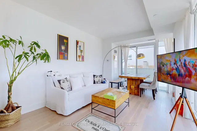 Additional image 7 of 200 Bloor St Unit 2105
