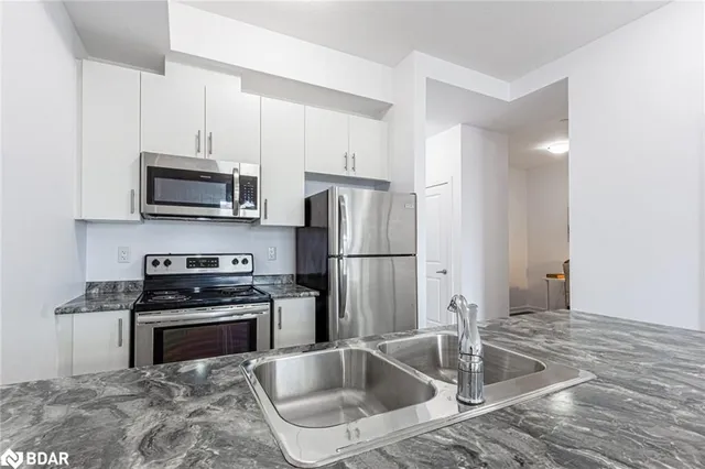 Additional image 10 of 125 Shoreview Pl Unit 608