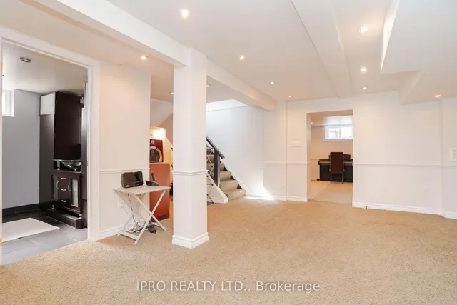 Additional image 20 of 340 Renforth Dr