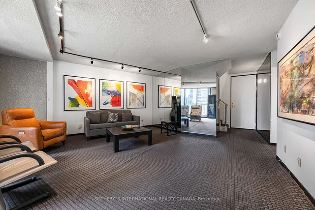 Additional image 4 of 33 Harbour Sq Unit 1008