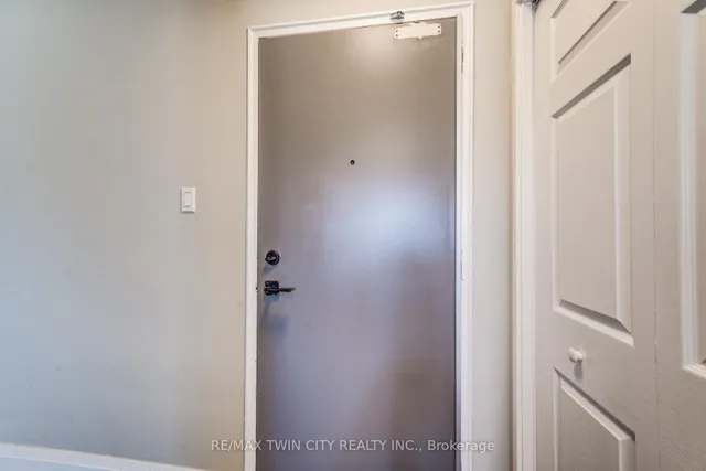 Additional image 10 of 283 Fairway Rd Unit 202