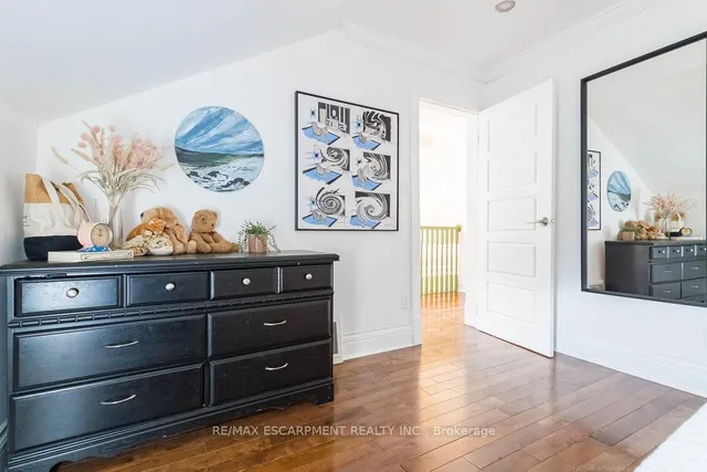 Additional image 33 of 55 Cheever St