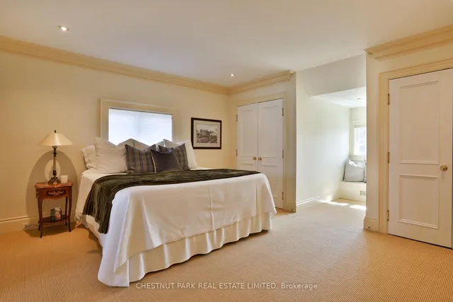 Additional image 34 of 170 Roxborough Dr