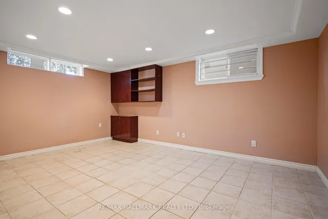 Additional image 28 of 54 Heathfield Dr