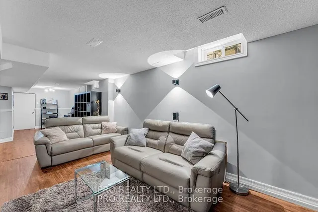 Additional image 28 of 155 Bighorn Cres