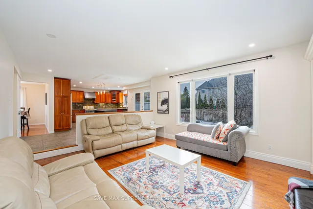 Additional image 16 of 39 Wagon St