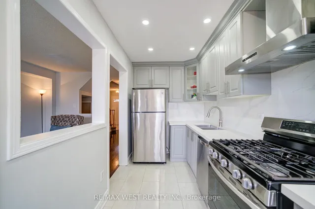 Additional image 17 of 100 Brickyard Way Unit 14