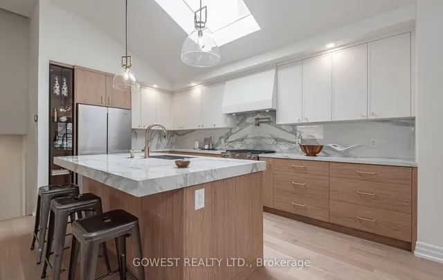 Additional image 16 of 14 Oxenden Cres