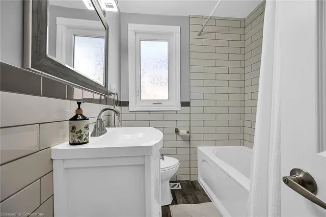 Additional image 26 of 125 Erin Ave