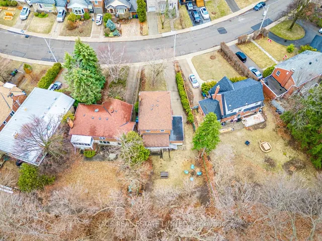 Additional image 38 of 28 Barbara Cres