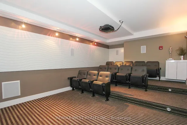 Additional image 16 of 112 Benton St Unit 704