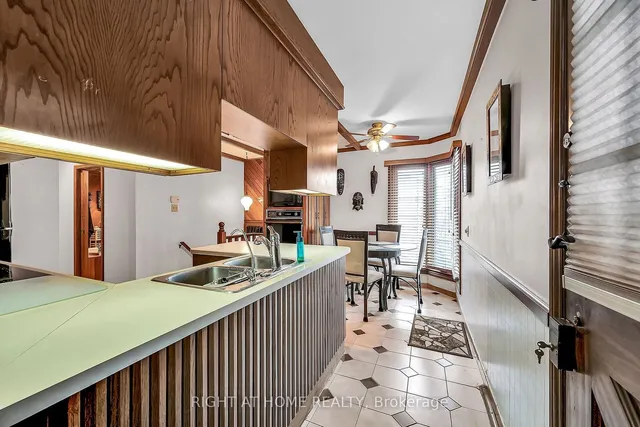 Additional image 10 of 98 Welbourn Dr