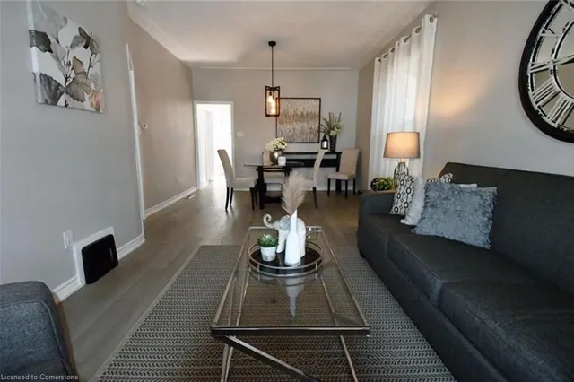 Additional image 9 of 242 Balmoral Ave