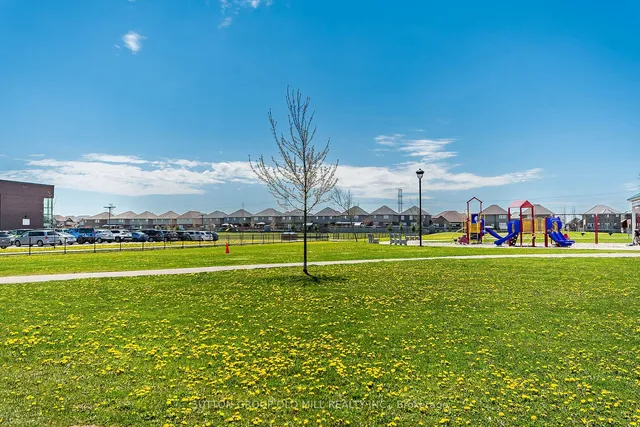 Additional image 33 of 45 Bellagio Ave