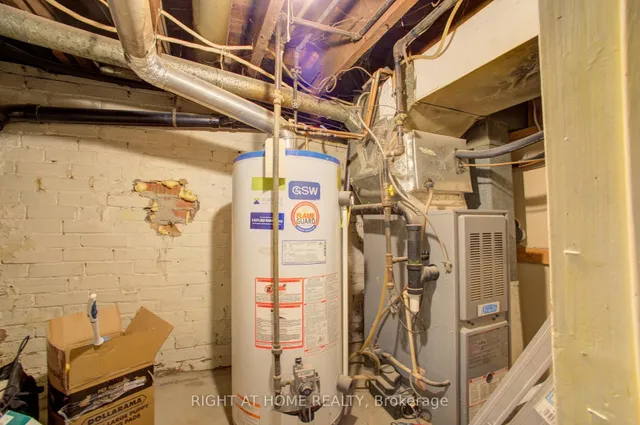 Additional image 30 of 82 Uxbridge Ave