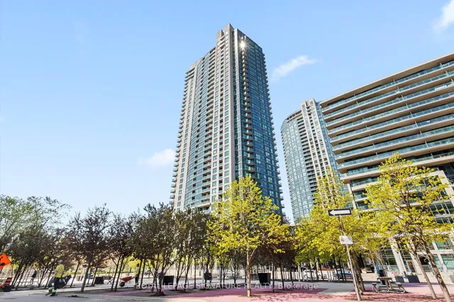 215 Fort York Blvd Unit 3407
