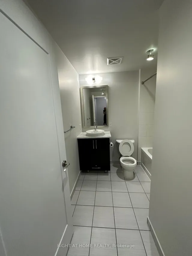 Additional image 6 of 825 Church St Unit 2903