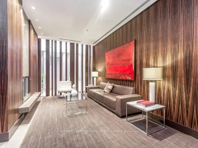 Additional image 35 of 33 Lombard St Unit 2703