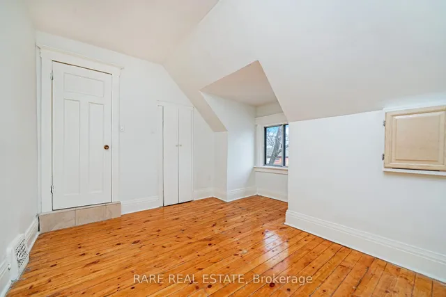 Additional image 28 of 216 Oakwood Ave