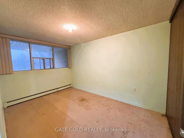 Additional image 9 of 1624 Bloor St Unit 17