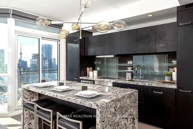 Additional image 3 of 45 Charles St Unit 4815