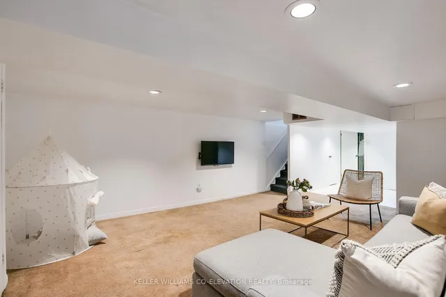 Additional image 32 of 21 Arundel Ave