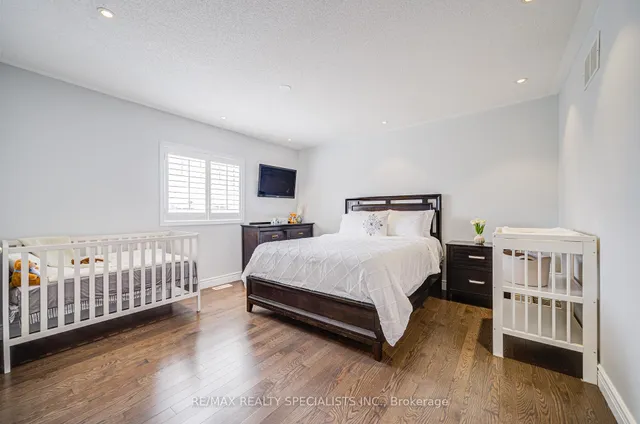 Additional image 27 of 82 Yellow Avens Blvd