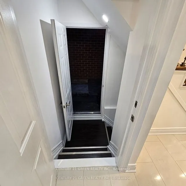 Additional image 24 of 76 Metzak Dr