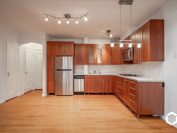 300 Ocean Pkwy APT 6K, Brooklyn, NY 11218