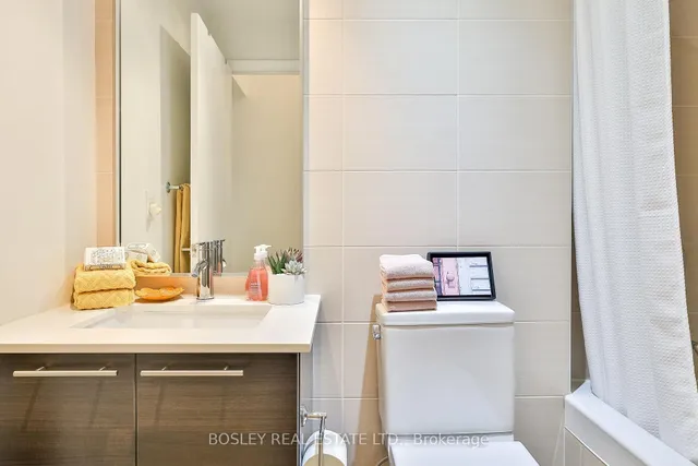 Additional image 20 of 1 Market St Unit 1001