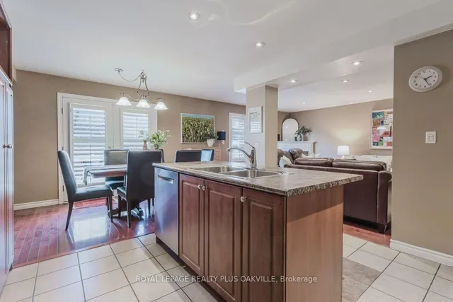 Additional image 35 of 16 Grayrocks Ave