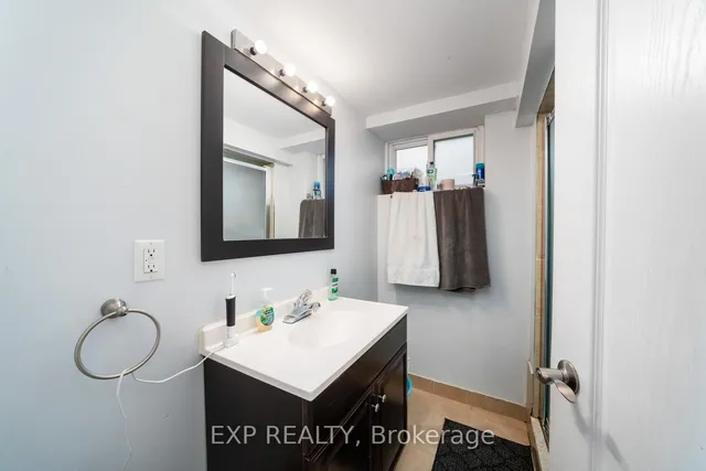 Additional image 19 of 2067 Eglinton Ave