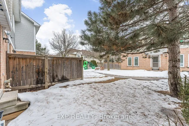 Additional image 39 of 53 Wickstead Crt