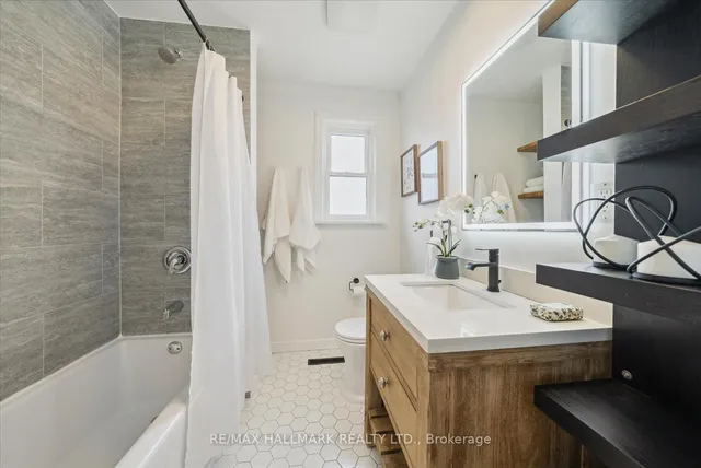 Additional image 19 of 17 Marsh Rd