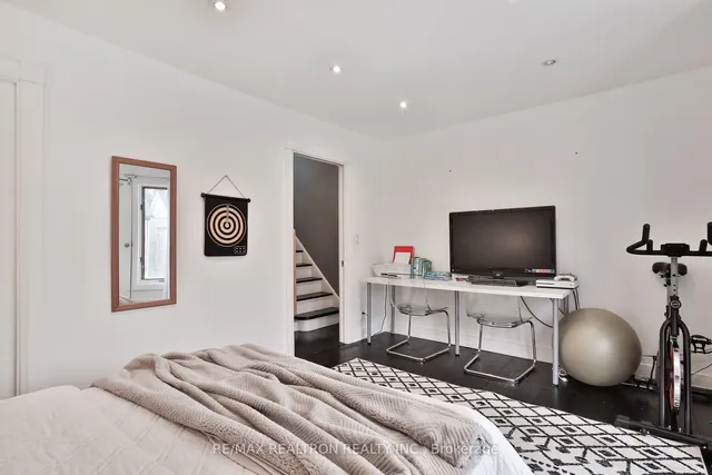 Additional image 30 of 28 Muriel Ave