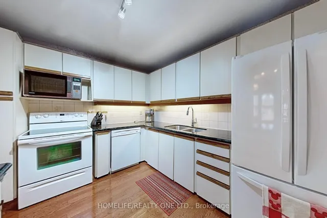 Additional image 7 of 91 L'amoreaux Dr Unit 76