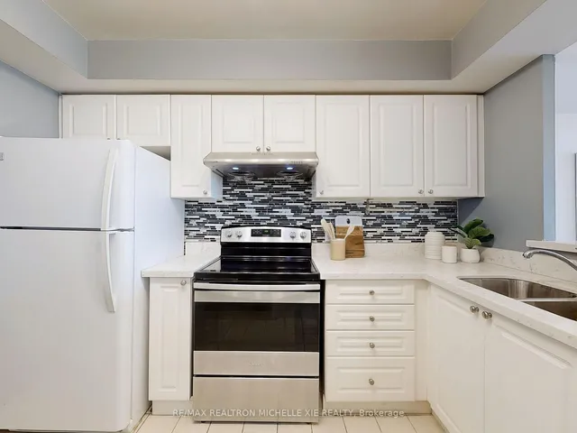 Additional image 18 of 8 LEE CENTRE Dr Unit 309