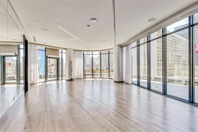 Additional image 34 of 403 Church St Unit 4002