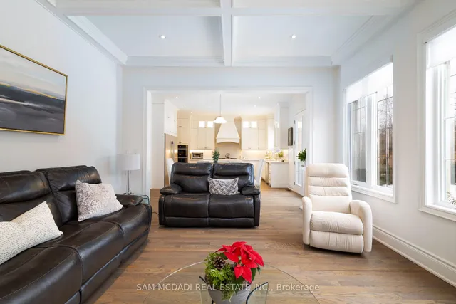 Additional image 17 of 317 La Rose Ave