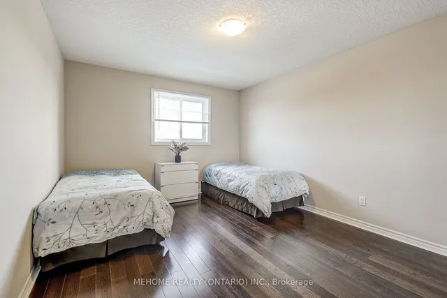 Additional image 25 of 63 Huck Cres