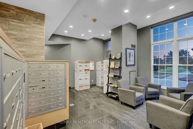 Additional image 23 of 135 James St Unit 612