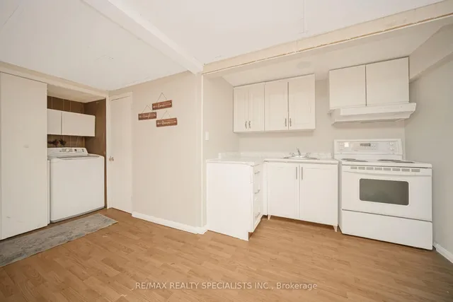 Additional image 40 of 26 Hercules Crt