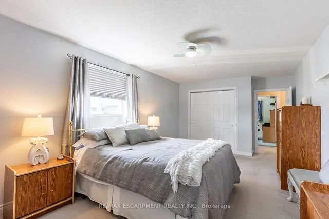 Additional image 17 of 279 Parkside Dr