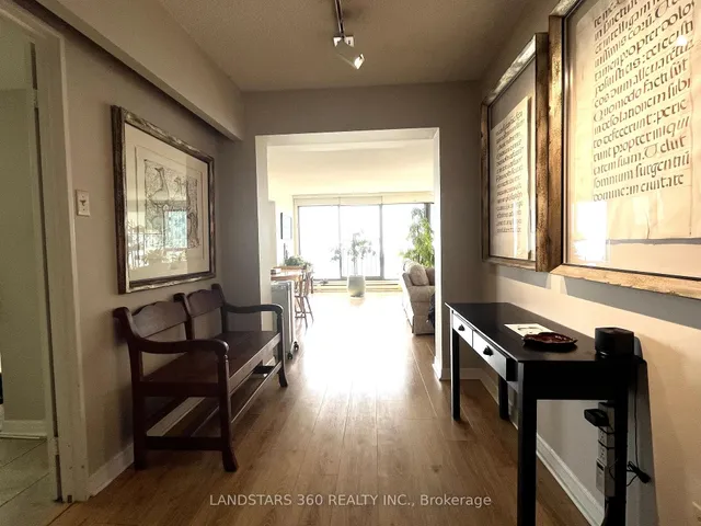 Additional image 7 of 55 Harbour Sq Unit 3311