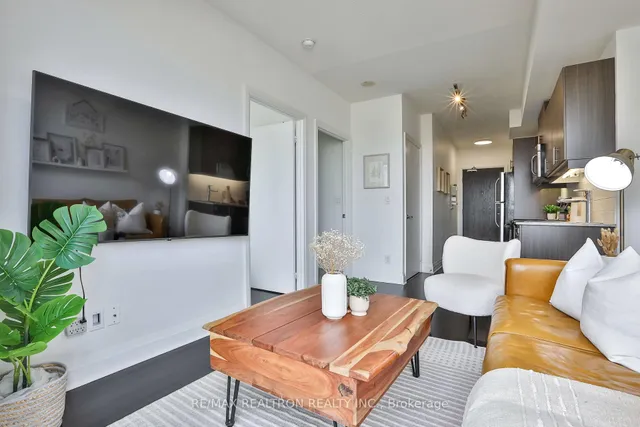 Additional image 15 of 17 Kenaston Gdns Unit 816