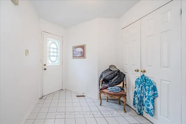 Additional image 4 of 83 Lord Simcoe Dr