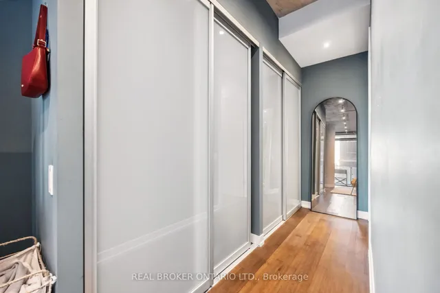 Additional image 21 of 95 Bathurst St Unit 222